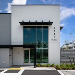 2NFocus_Naples_Condo_#_SM_-7